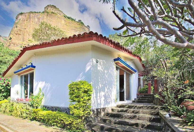 بنگله خانوادگی, Casa Jacobina Tepoztlán