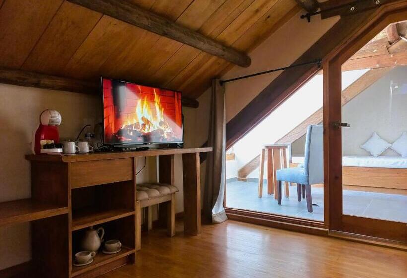 Suite Deluxe, Junvay