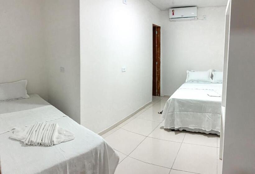 اتاق ساده سه نفره, Pousada E Restaurante Império Do Marisco