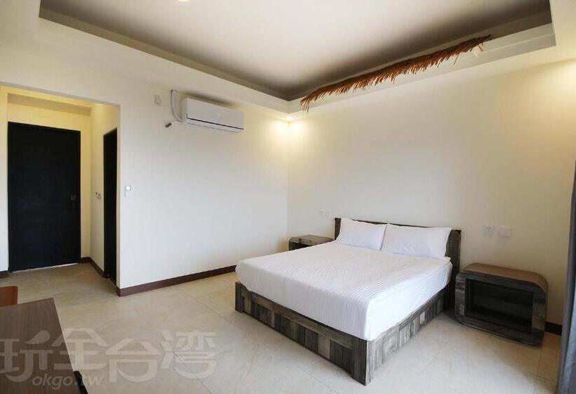 اتاق استاندارد با بالکن و چشمانداز دریا, Oceanseeker