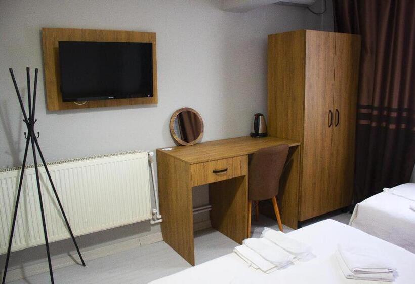 Habitació Estàndard, Karhal