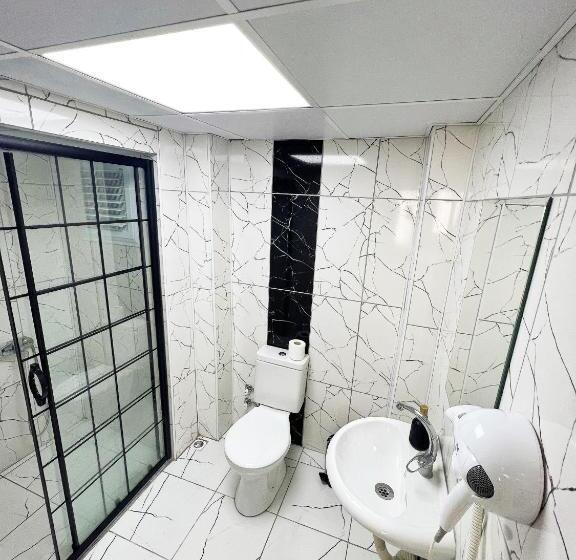 Habitació Triple Estàndard, Karhal