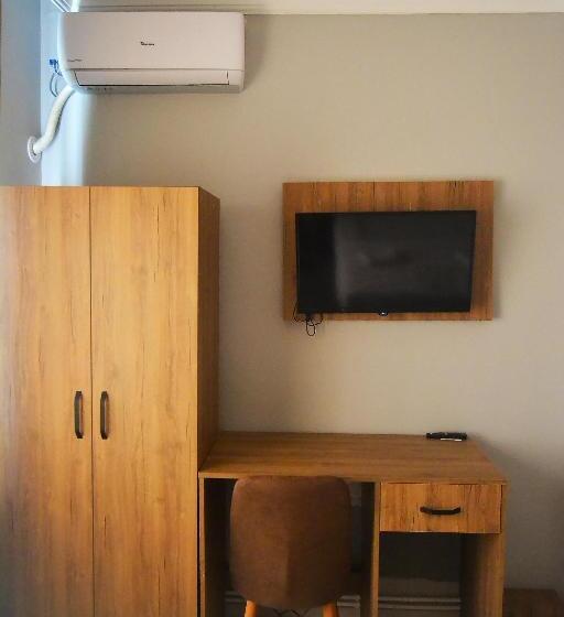 Habitació Triple Estàndard, Karhal