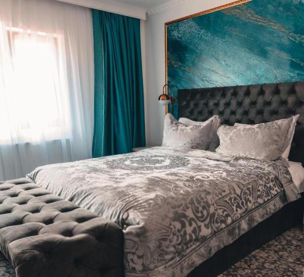 اتاق استاندارد با چشمانداز کوهستان, Suru Hotel & Restaurant