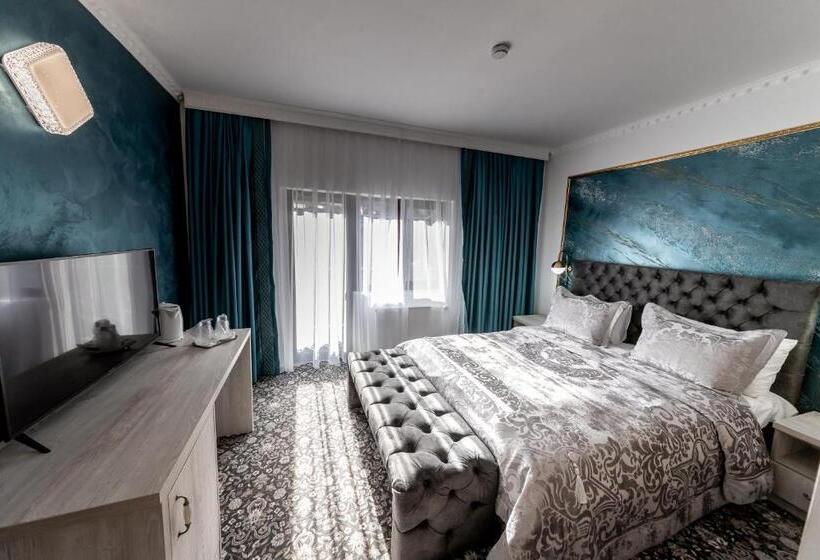 اتاق استاندارد با بالکن, Suru Hotel & Restaurant