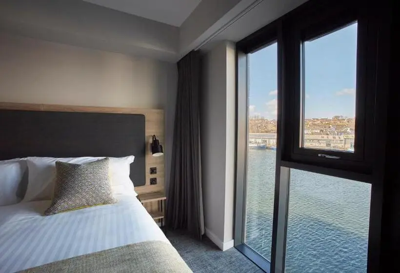 Standard-huone King-vuode, Tŷ Milford Waterfront