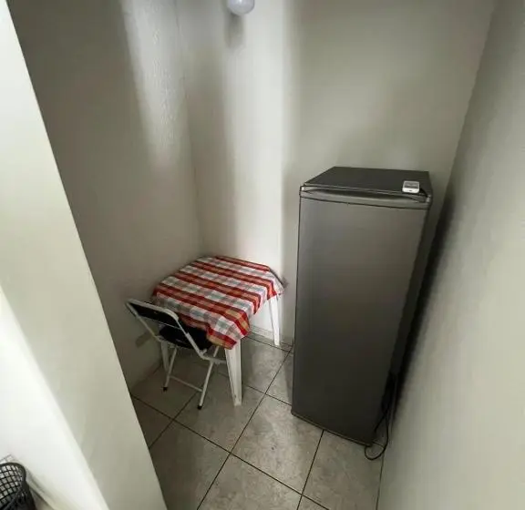 スタンダードシングルルーム, Hostel Raizer