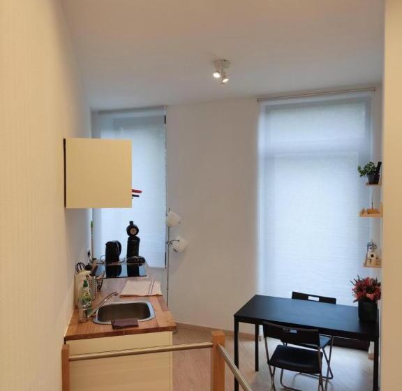 스탠다드 룸 가든 전망, Studio Citadelle   Chambres Avec Salle De Bain Indépendantes Et Cuisine Partagée