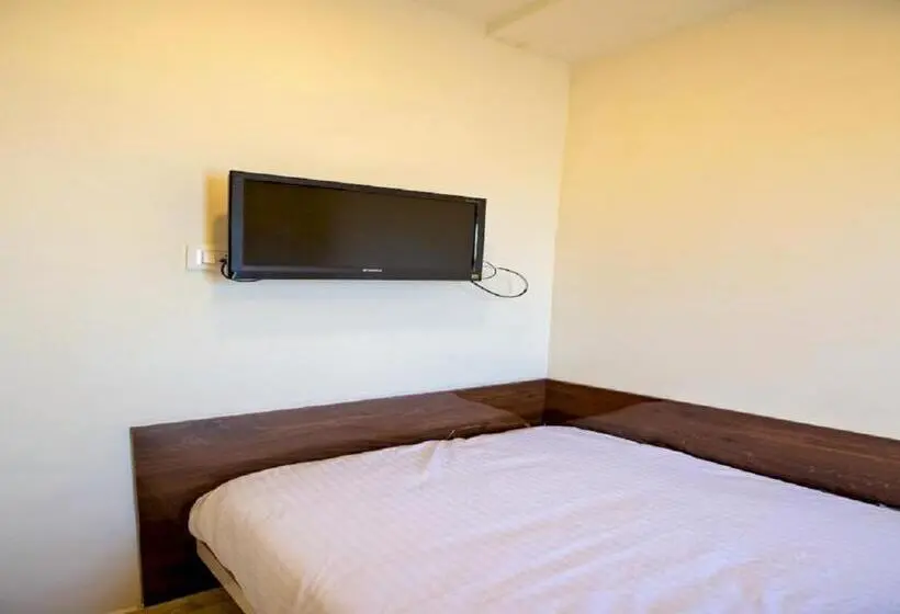 اتاق استاندارد یک نفره, Ivy Residency