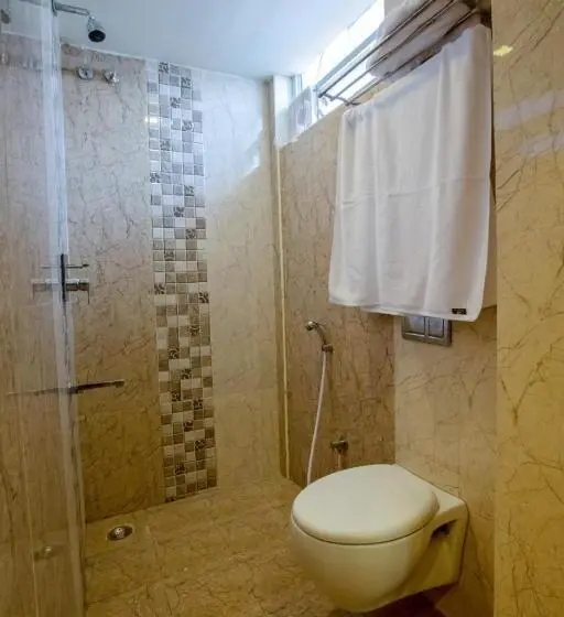 اتاق سوپریور با تخت بزرگ, Ivy Residency