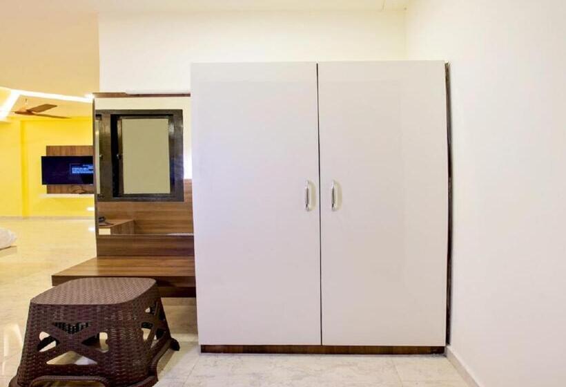 חדר סופריור עם מיטת קינג, Ivy Residency