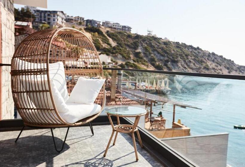 Deluxe Suite King Bed, Casa Mimosa