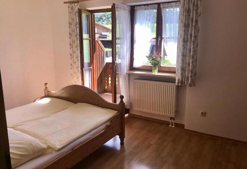 침실 1개 발코니 아파트, Mayerbauer