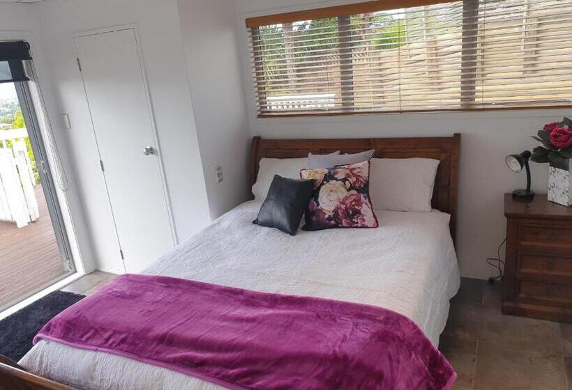 דירת חדר, Serenity Views