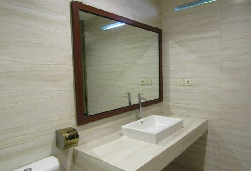 Номер Стандарт, Lawu Forest Camp