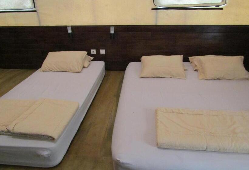 Номер Стандарт, Lawu Forest Camp