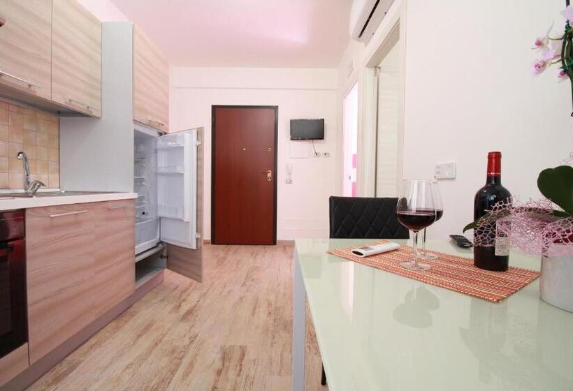 Апартаменты 1 Спальня, Casa Craunari