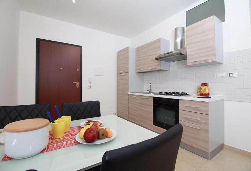 Апартаменты 1 Спальня, Casa Craunari