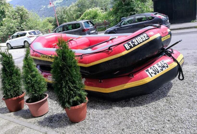 غرفة قياسية, Fankhauser Outdoorsport