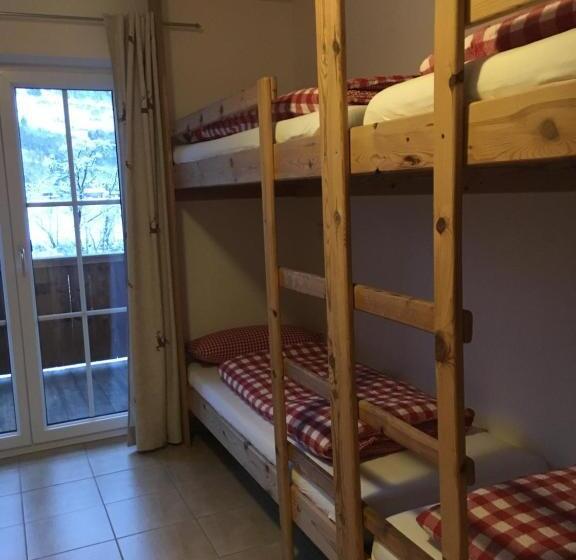 غرفة قياسية رباعية حمام مشترك, Fankhauser Outdoorsport