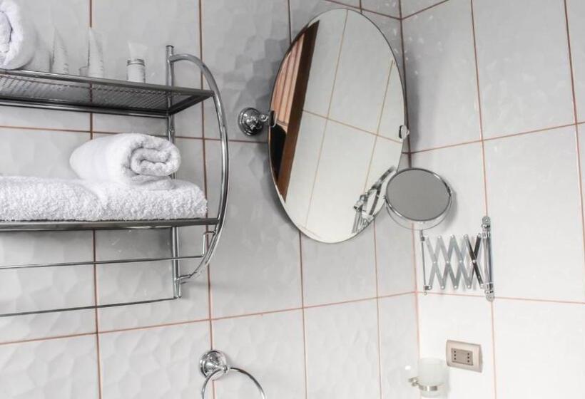 חדר דלוקס עם מרפסת נוף לים, Aliwen