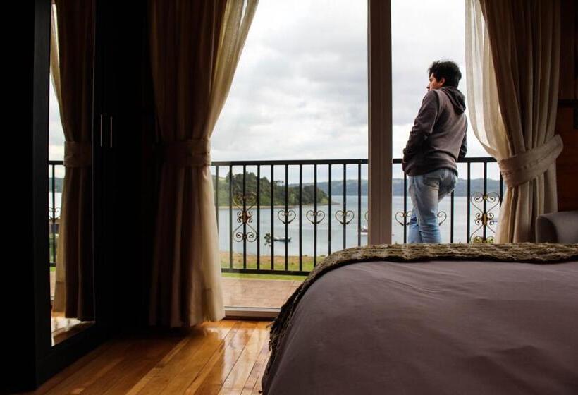 חדר סופריור, Aliwen