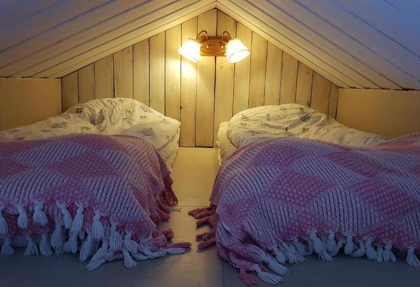 اتاق خانوادگی, Nygården B&b Hälsingegård