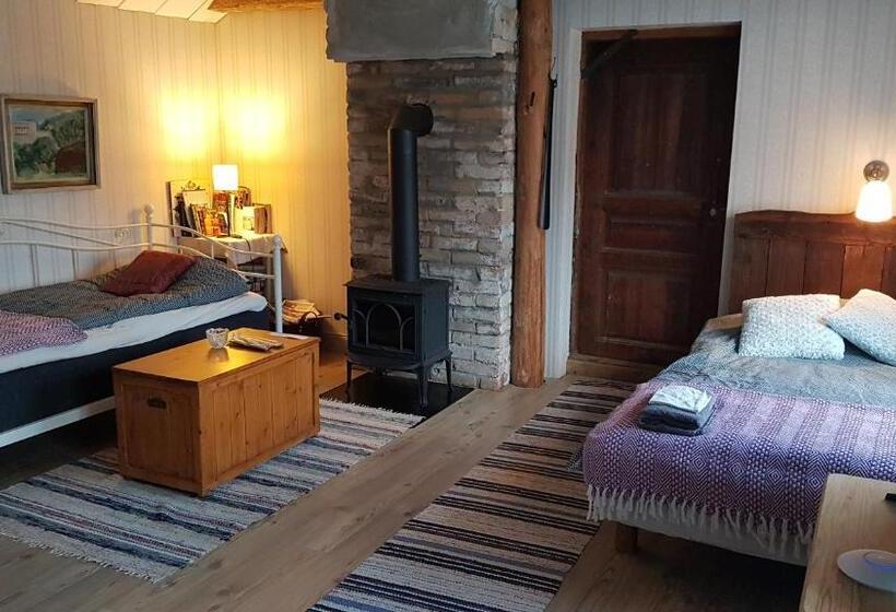 اتاق خانوادگی, Nygården B&b Hälsingegård