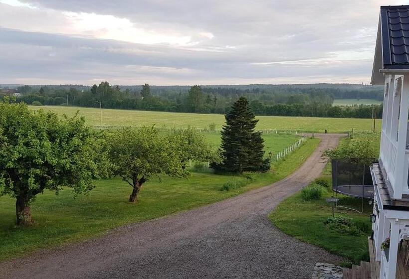 اتاق خانوادگی, Nygården B&b Hälsingegård