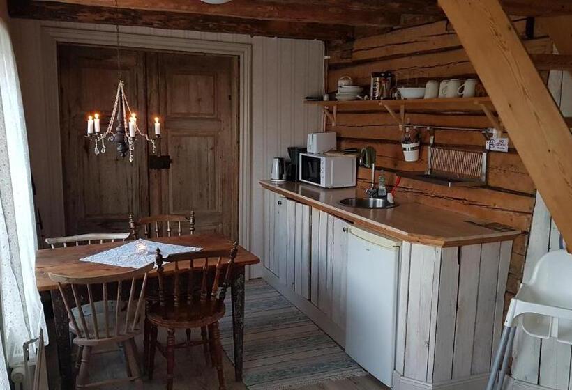 اتاق خانوادگی, Nygården B&b Hälsingegård