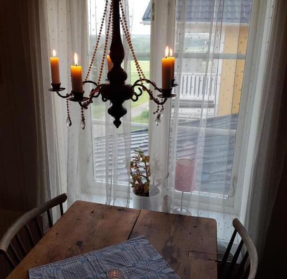 اتاق خانوادگی, Nygården B&b Hälsingegård