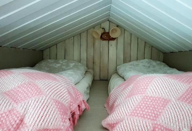 اتاق خانوادگی, Nygården B&b Hälsingegård