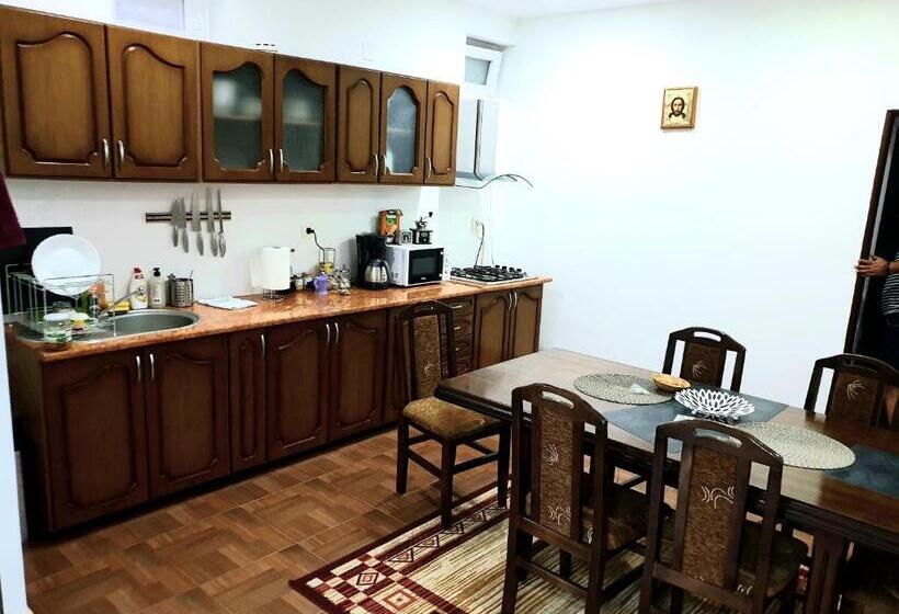 اتاق لوکس, Casa Mio