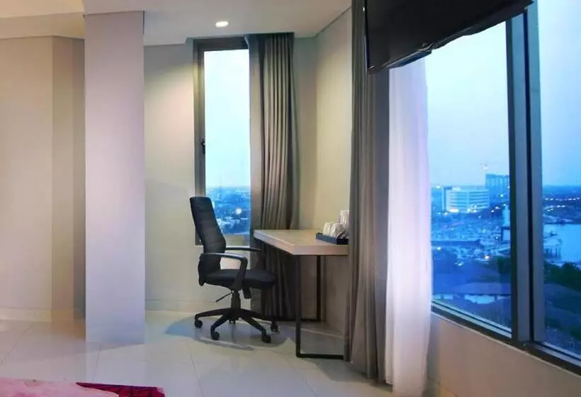 スタンダードプラスルーム, Favehotel   Pantai Losari Makassar