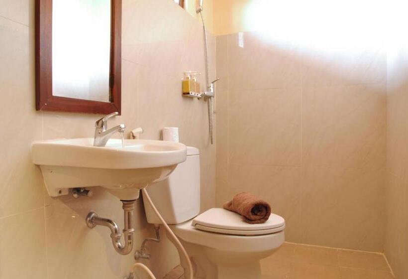 디럭스 룸, Bemo Corner Guest House