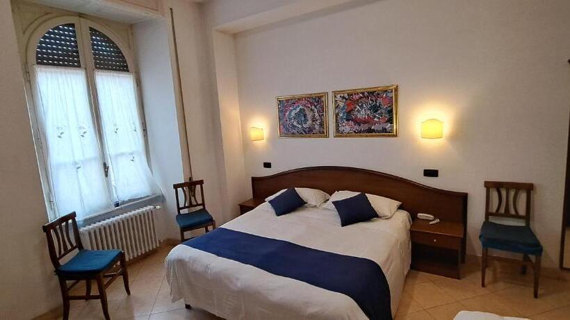 Chambre Triple Standard, Bonazzi