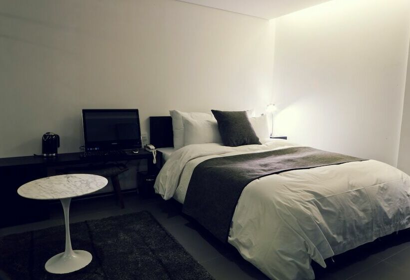 اتاق استاندارد, Busan Amare