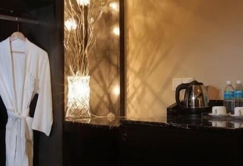 غرفة ديلوكس, Crown Garden