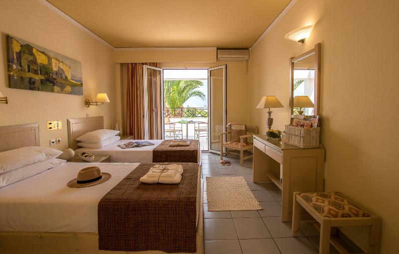 标准三人间, Dedalos