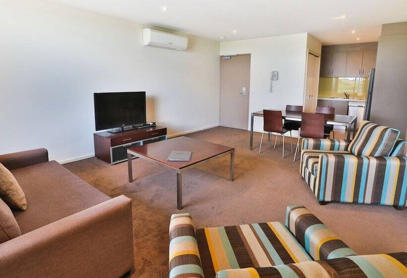 דירת דלוקס חדר שינה 1 עם נוף לים, Lady Bay Resort