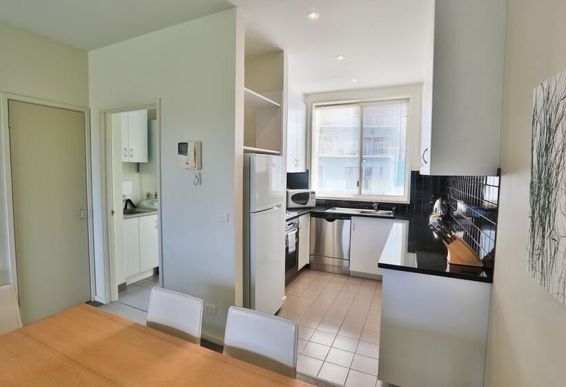 דירת דלוקס  חדרי שינה עם נוף לים, Lady Bay Resort