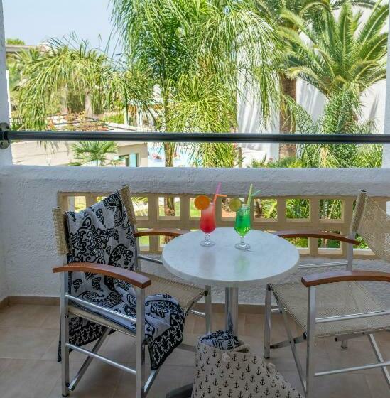 高级园景房, Dedalos