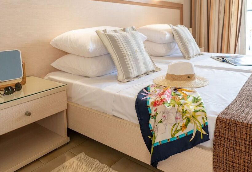 高级园景房, Dedalos