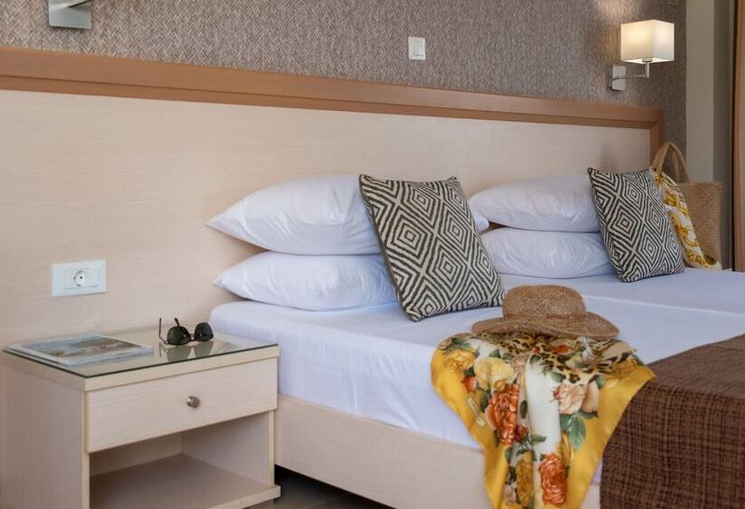 חדר סופריור נוף לגינה, Dedalos