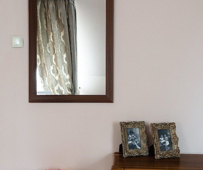 Номер Стандарт, Sibirskoe Podvorie