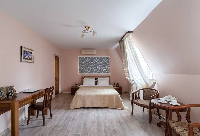 Номер Стандарт, Sibirskoe Podvorie