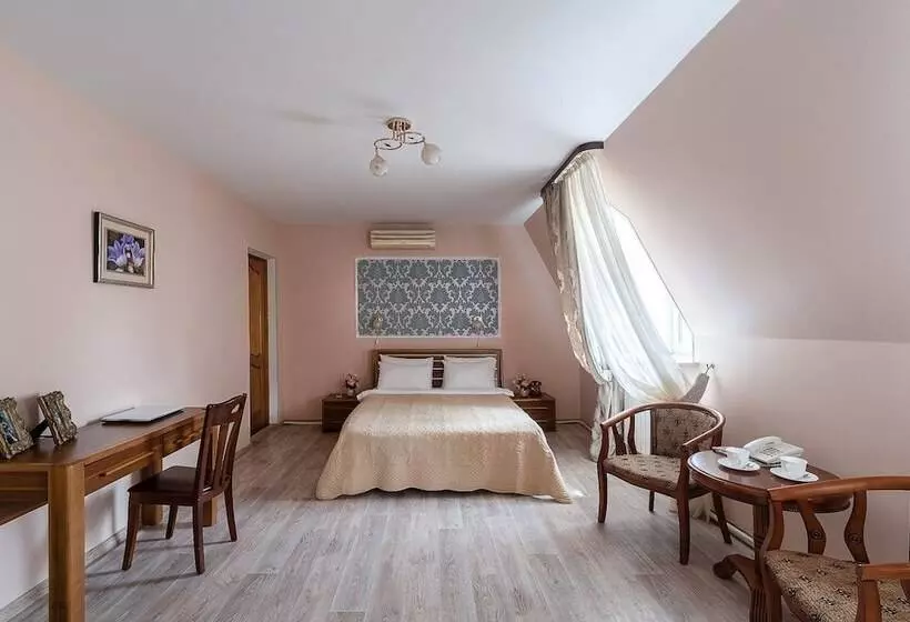 اتاق استاندارد, Sibirskoe Podvorie