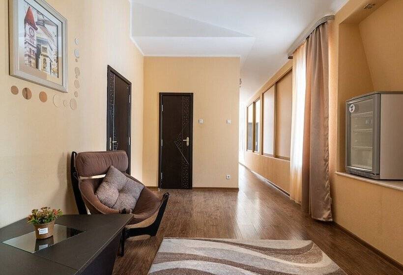 Люкс, Sibirskoe Podvorie