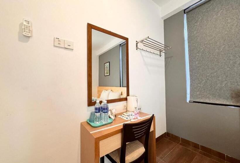 デラックスルーム, Sunflower House