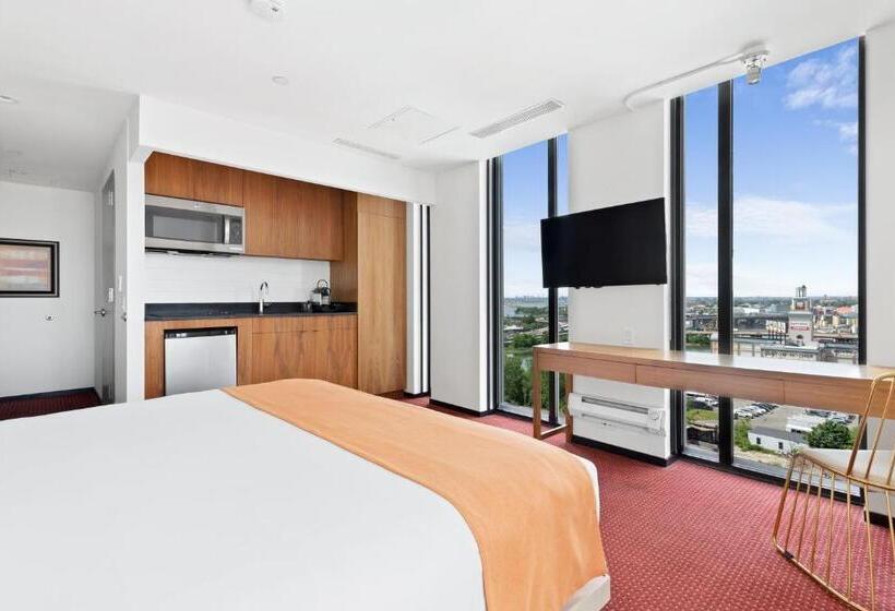 스위트 킹사이즈 침대, The Parc